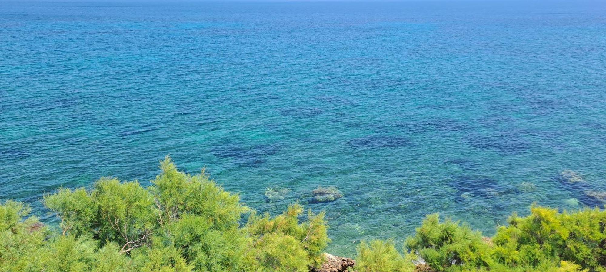 Dinas Inn Писо Ливади Екстериор снимка